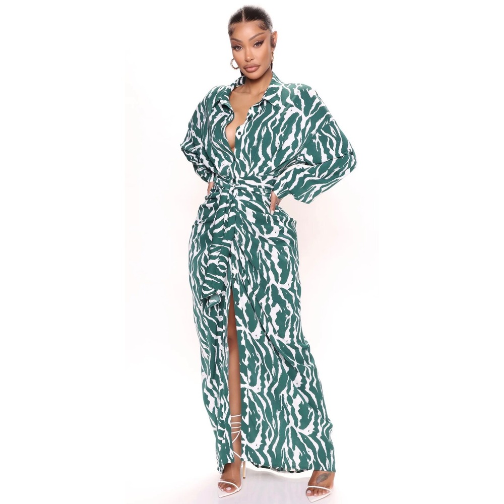 Fashion Nova Green White Tiger Print Tie Front Maxi Shirt Dress, Medium